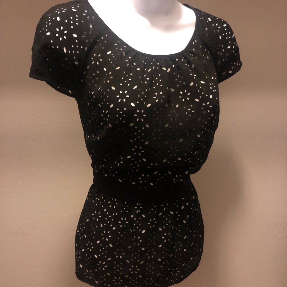 Black and white Ann Taylor dressy blouse size 4 - Small